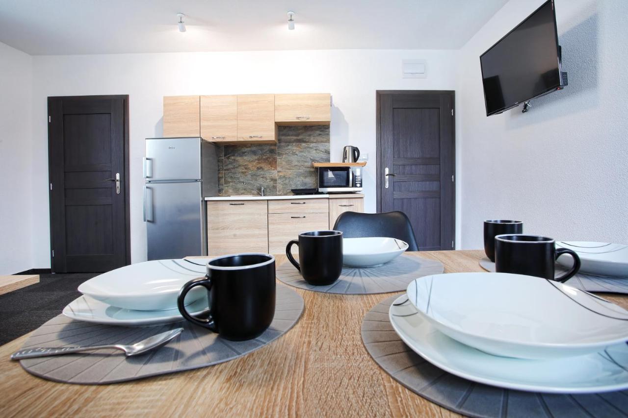 Apartmany Za Rohom Липтовски-Микулаш Экстерьер фото