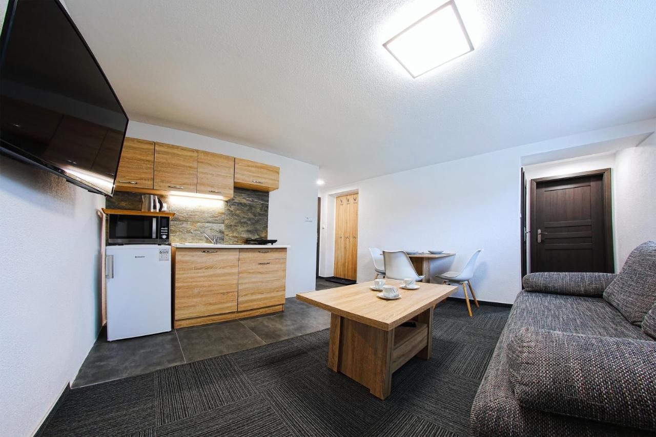 Apartmany Za Rohom Липтовски-Микулаш Экстерьер фото