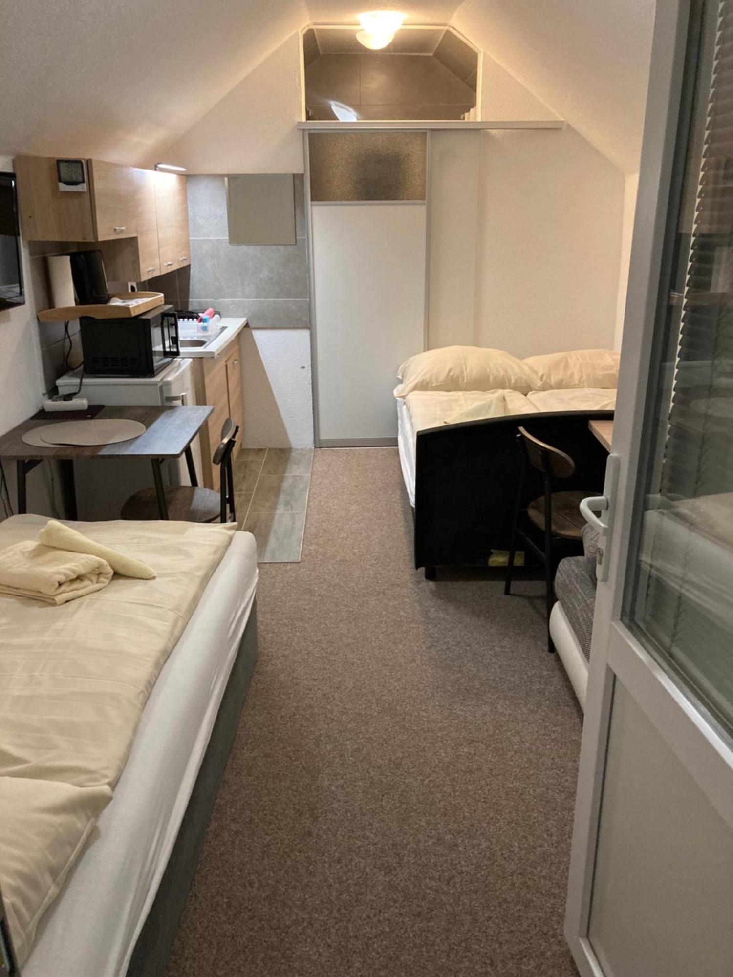 Apartmany Za Rohom Липтовски-Микулаш Экстерьер фото